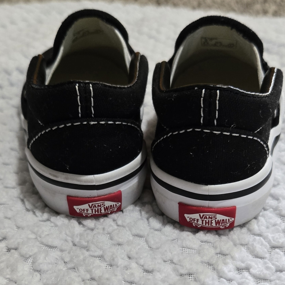 Vans Toddler Black Slip-On Shoes - Picture 5 of 7
